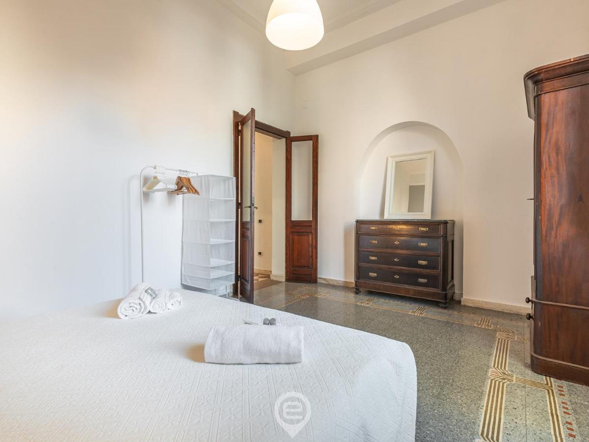 Mirabel Apartment - Wonderful Flat In City Center Cagliari Exterior foto