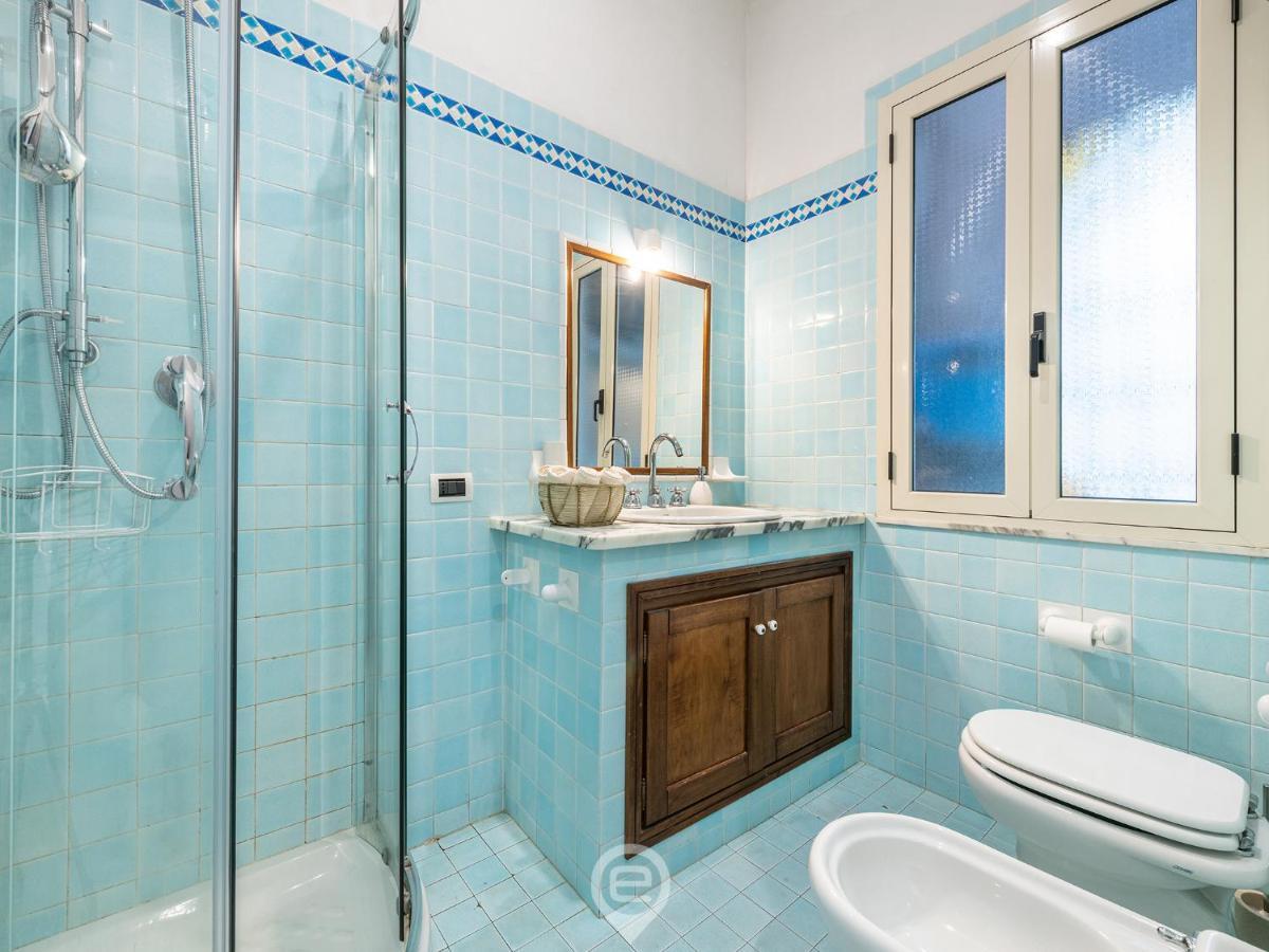 Mirabel Apartment - Wonderful Flat In City Center Cagliari Exterior foto